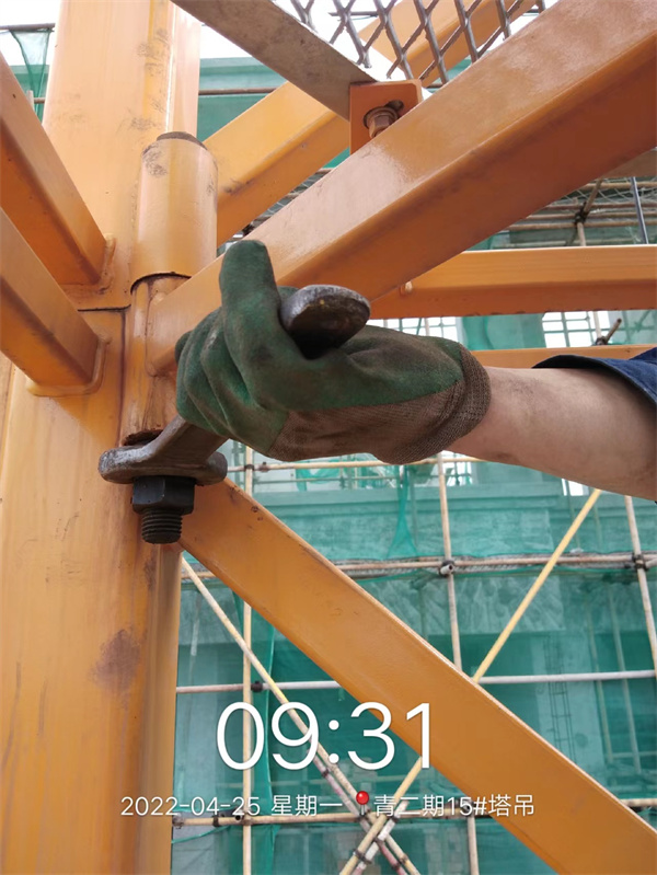 懷化市德邦工程機(jī)械有限公司,湖南建筑起重機(jī)械的租賃,湖南施工升降機(jī)租賃,湖南塔式起重機(jī)租賃 懷化市德邦工程機(jī)械有限公司,湖南建筑起重機(jī)械的租賃,湖南施工升降機(jī)租賃,湖南塔式起重機(jī)租賃